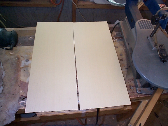 WoodForTop.jpg (186301 bytes)